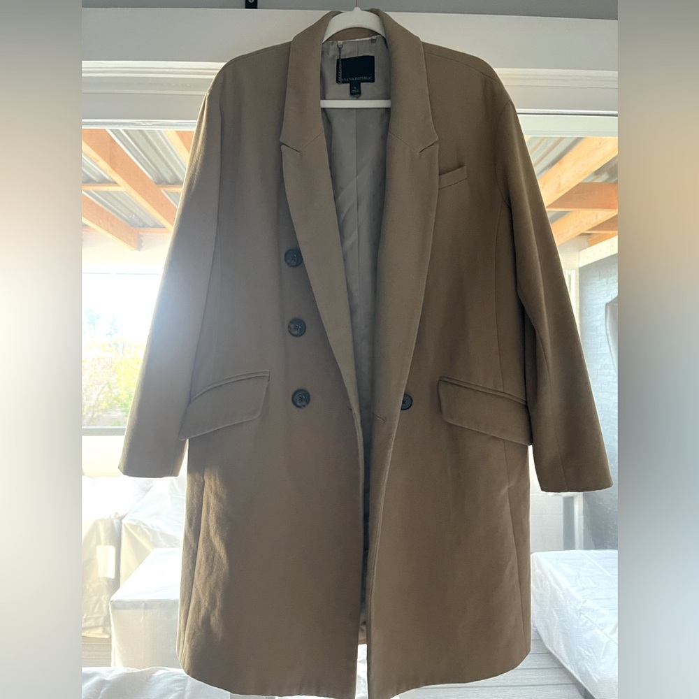 Banana Republic Tan Double-Breasted Trench Coat